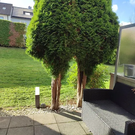 Moeblierte *